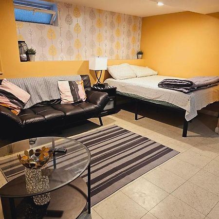 Warm Queens Apartment 5 Min From Laguardia 1 Min From Train New York Exterior photo